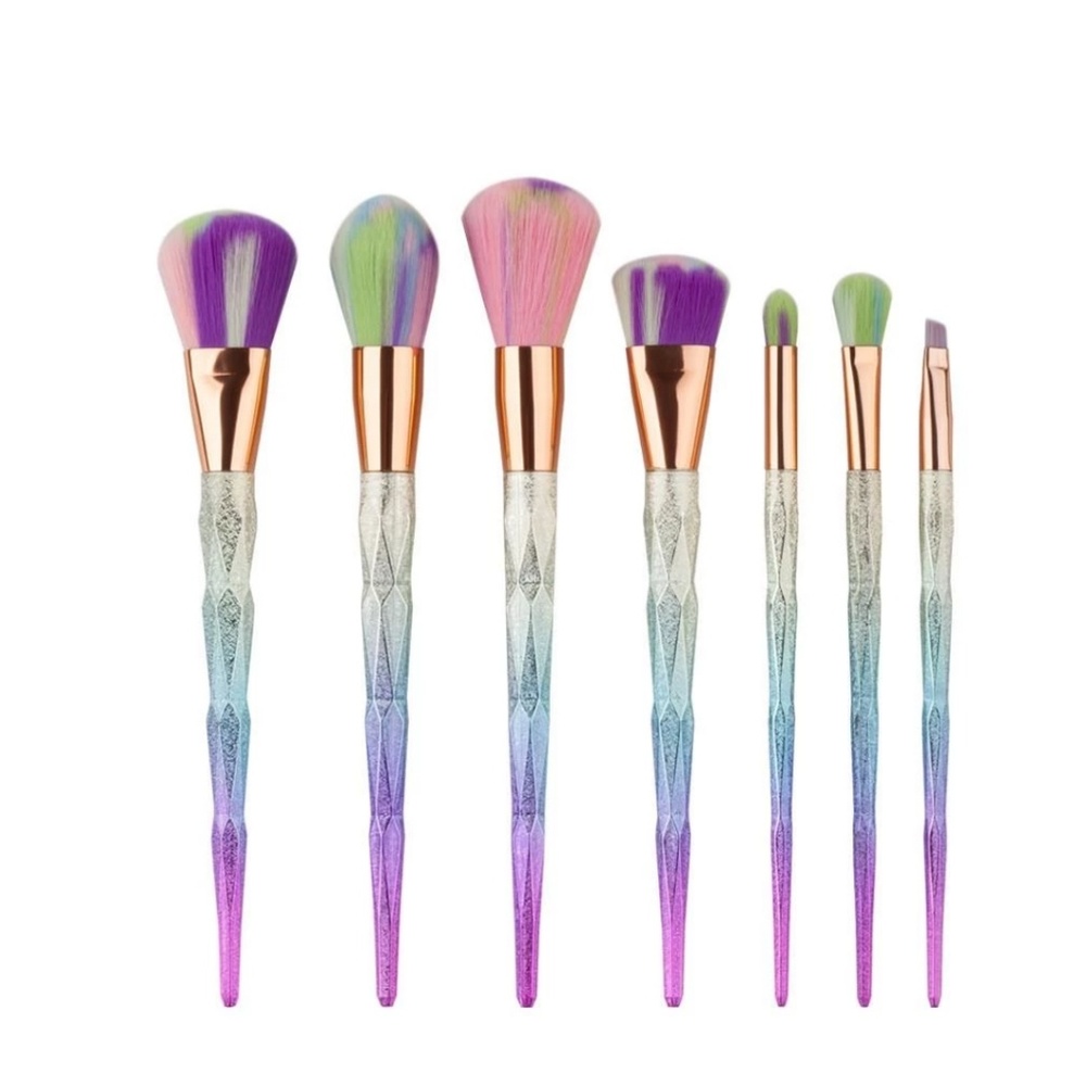 7 Piece Diamond Rainbow Makeup Brushes